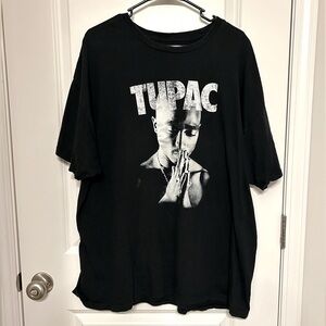 Black Tupac Graphic T-Shirt